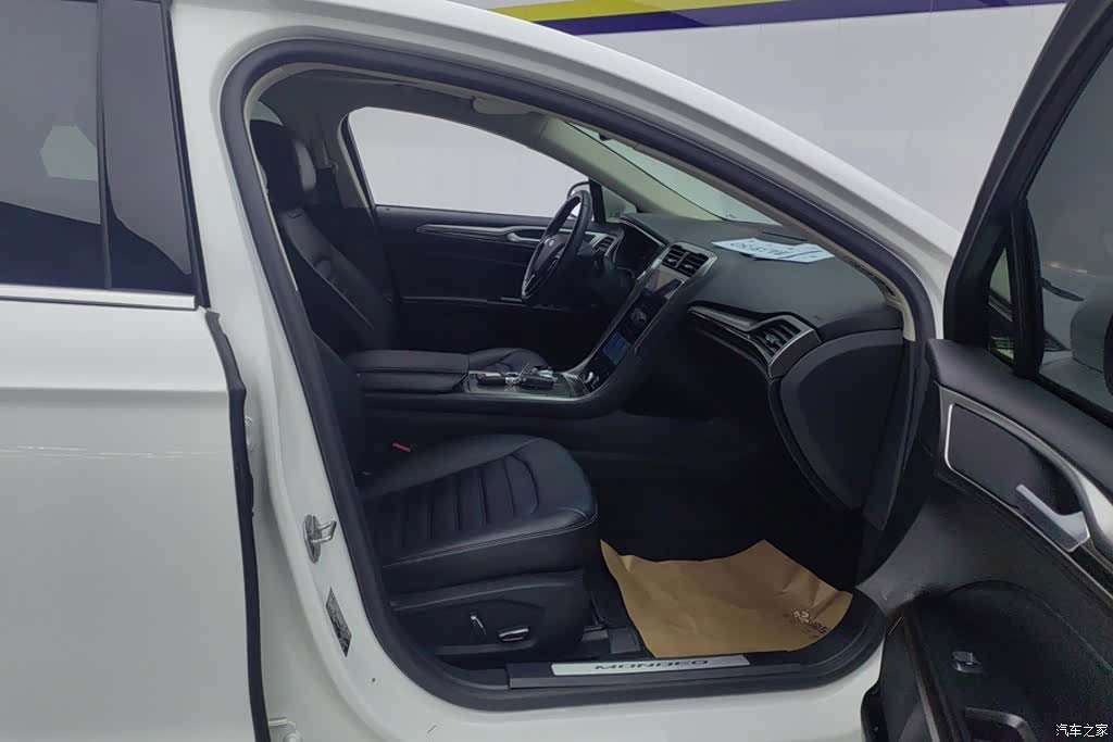 Ford Mondeo, 2021 8
