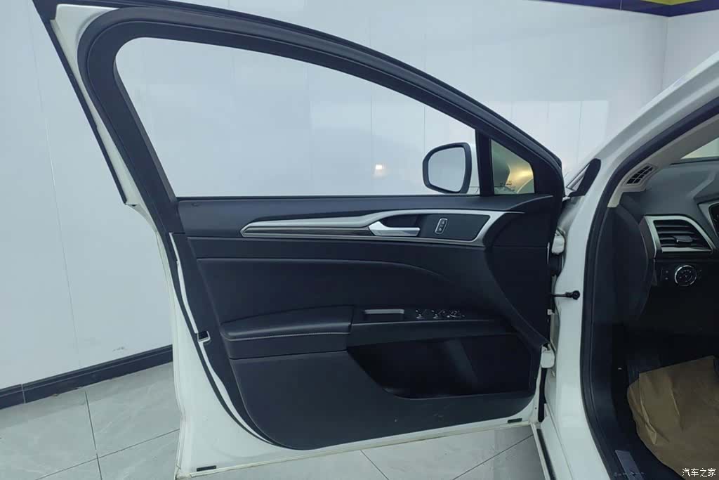 Ford Mondeo, 2021 7