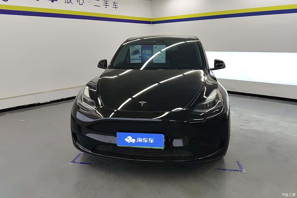Tesla Model Y, 2023 2