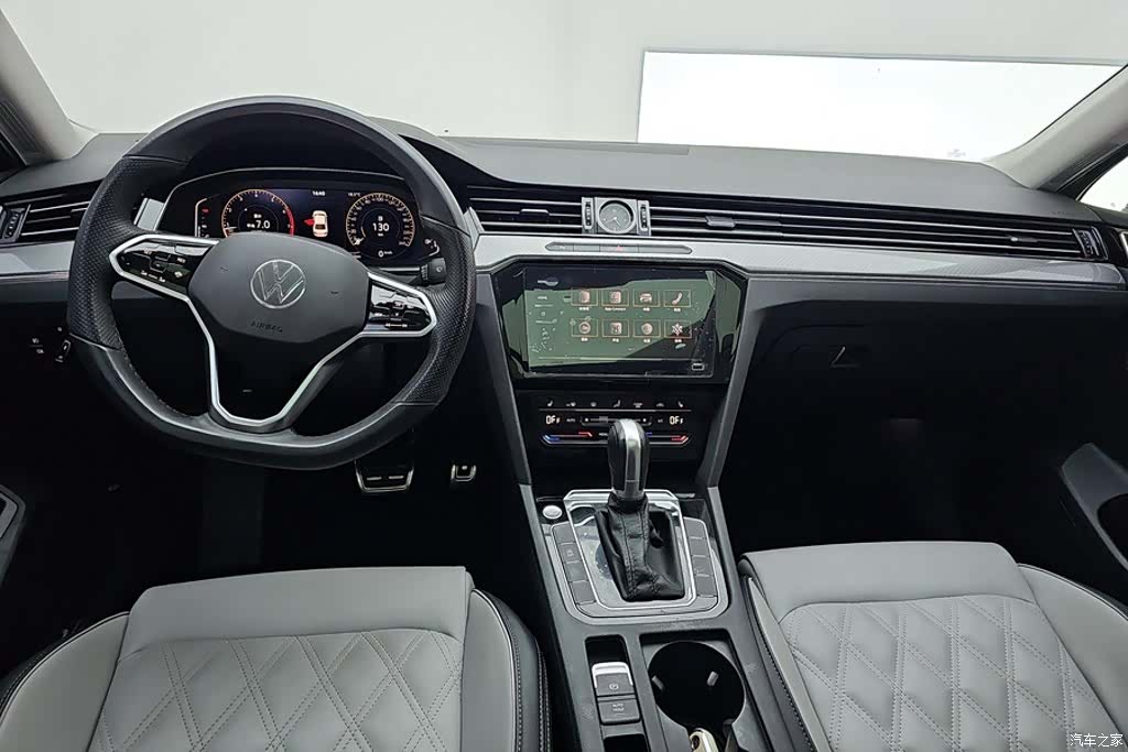 Volkswagen Magotan, 2023 12
