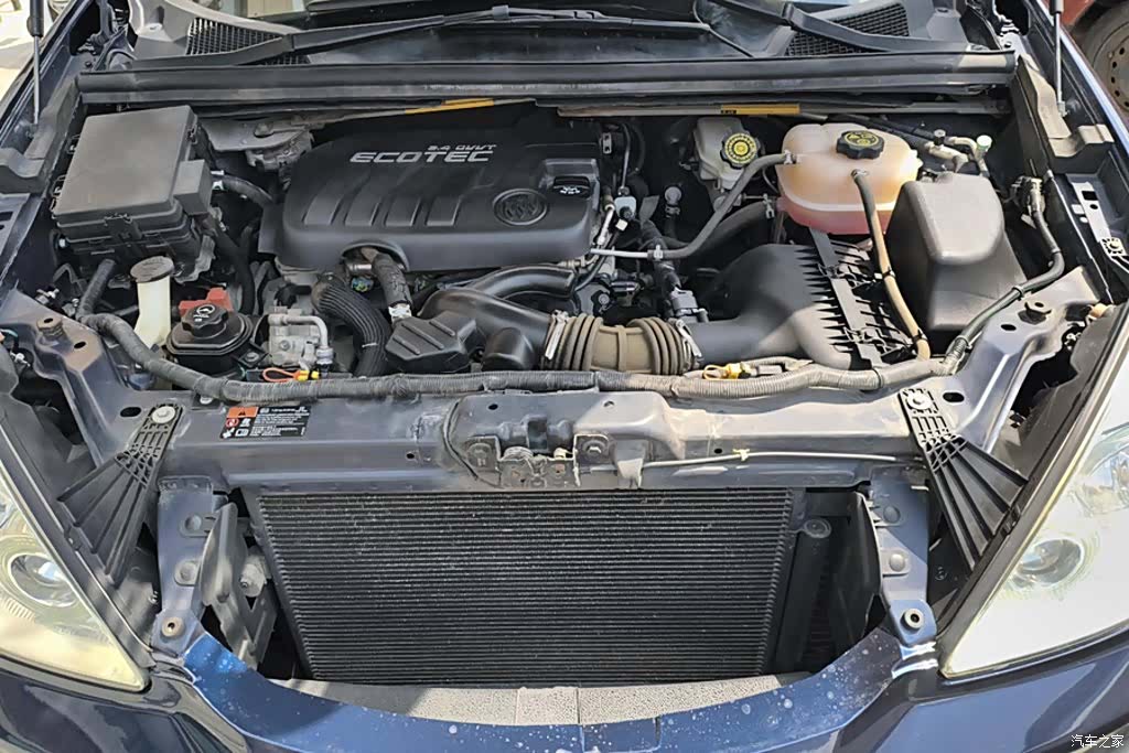 Buick GL8, 2014 10