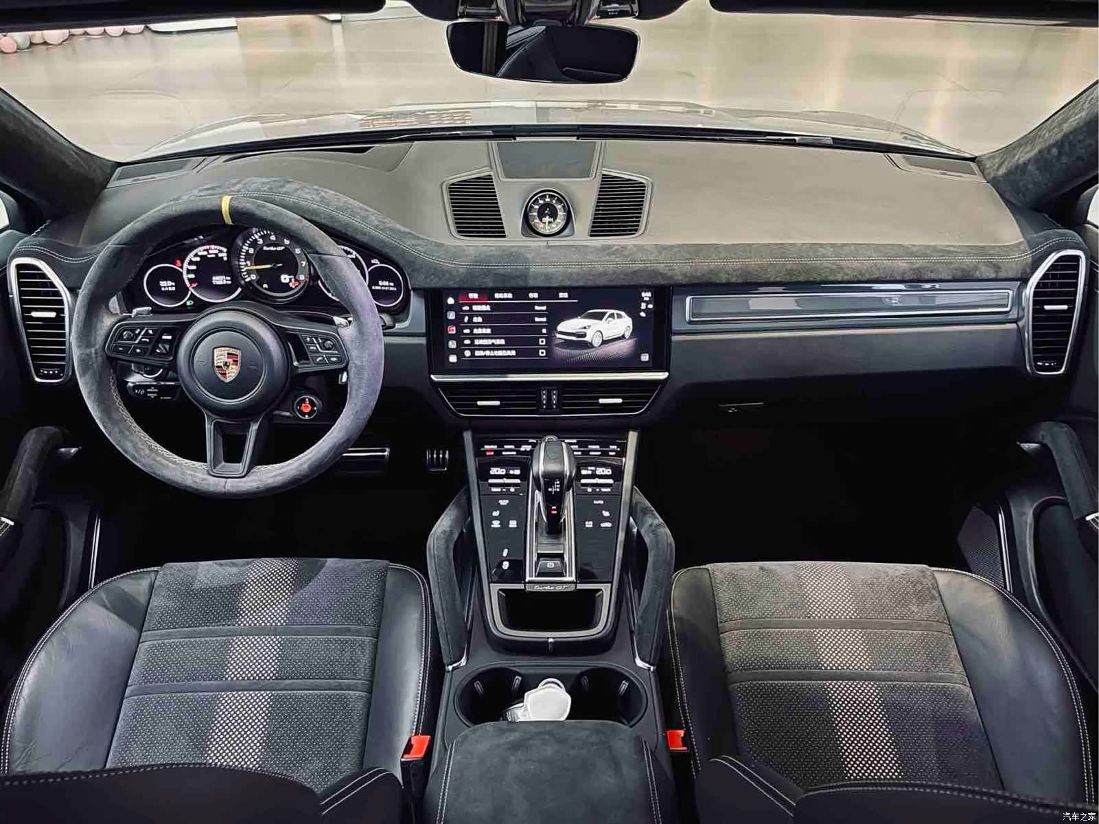 Porsche Cayenne, 2023 9