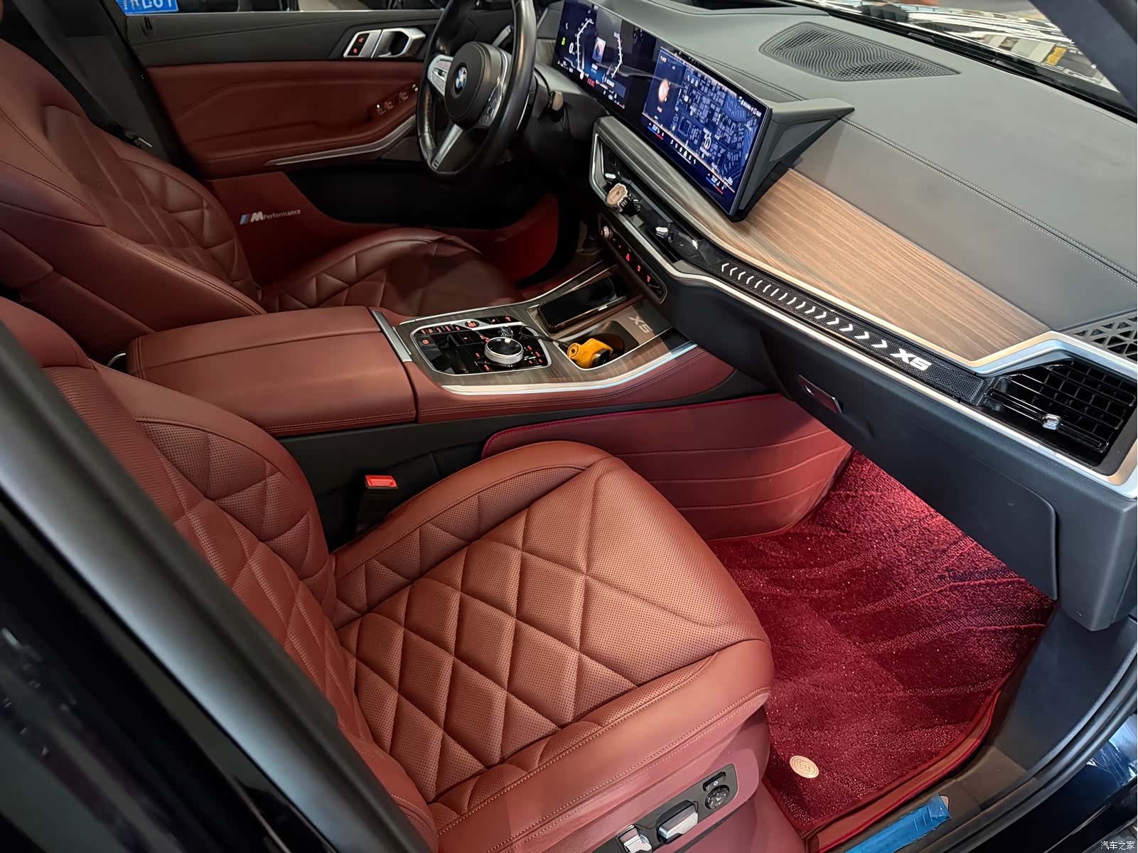 BMW X5, 2024 9