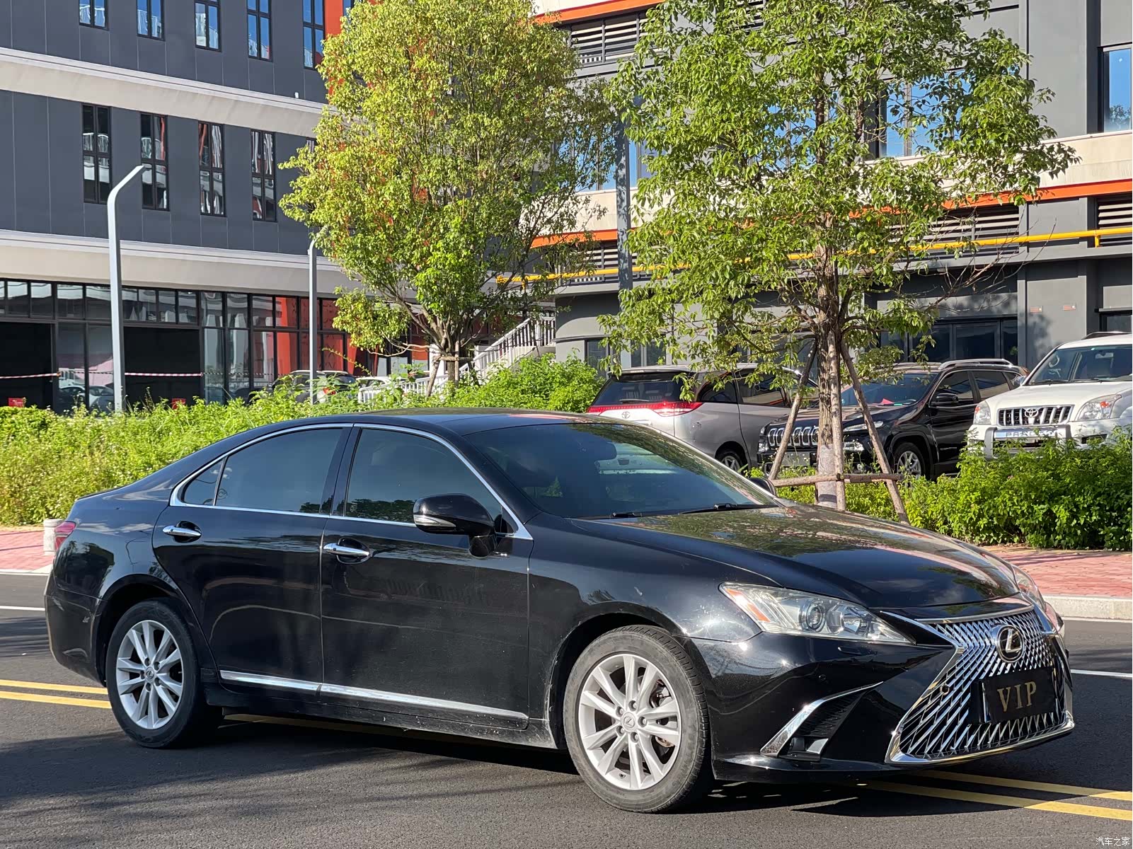 Lexus ES, 2011 3