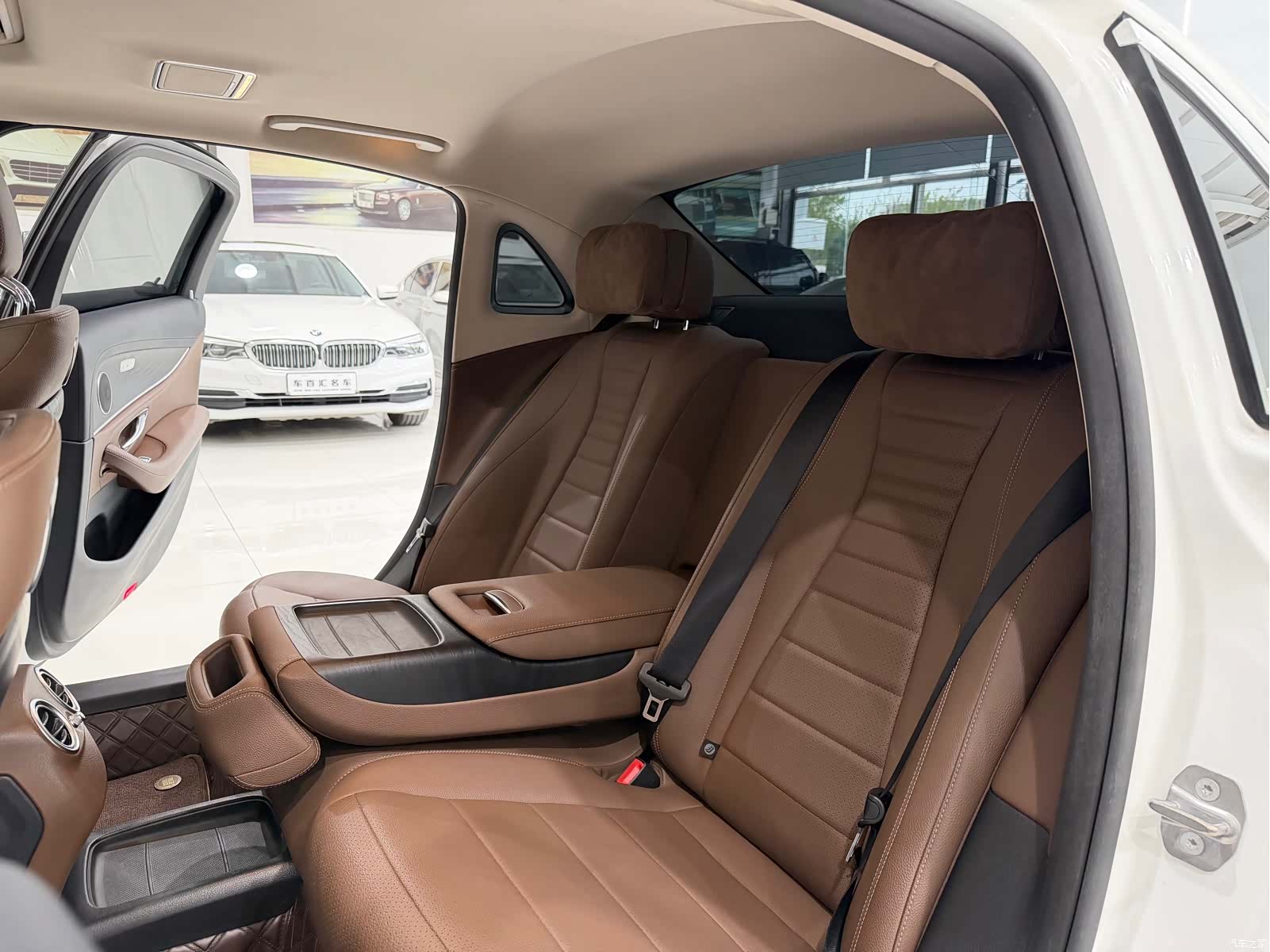 Mercedes-Benz E-Class, 2018 6