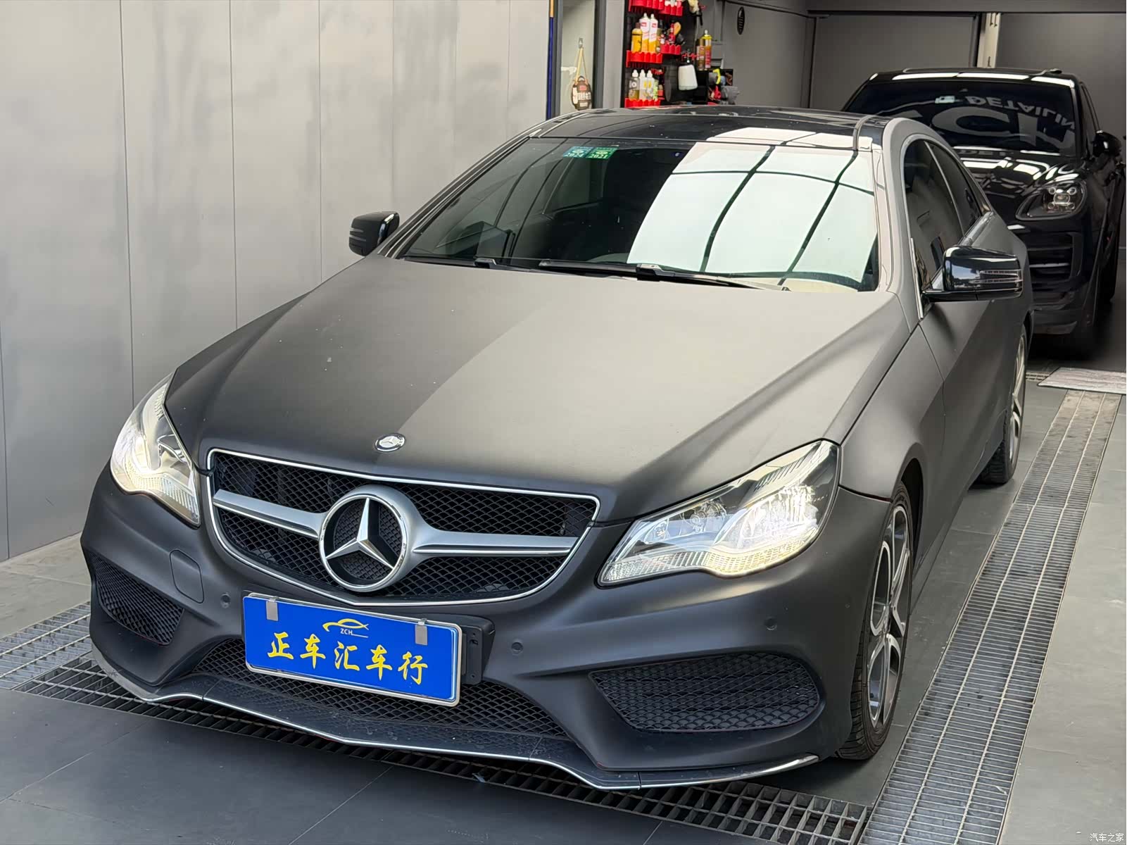 Mercedes-Benz E-Class, 2014 1