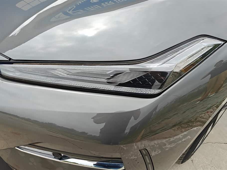 Geely Galaxy Galaxy E8