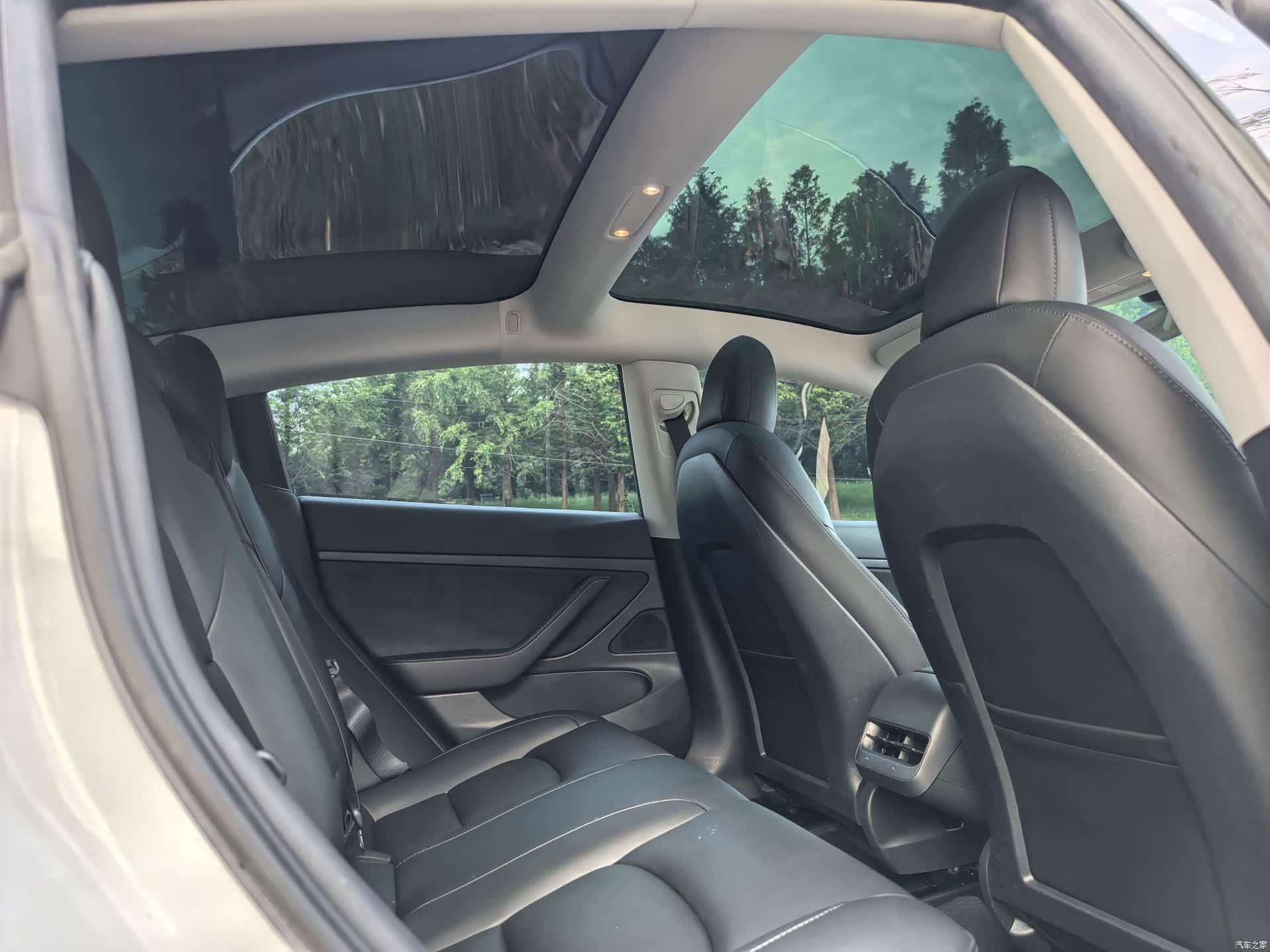 Tesla Model 3, 2020 10