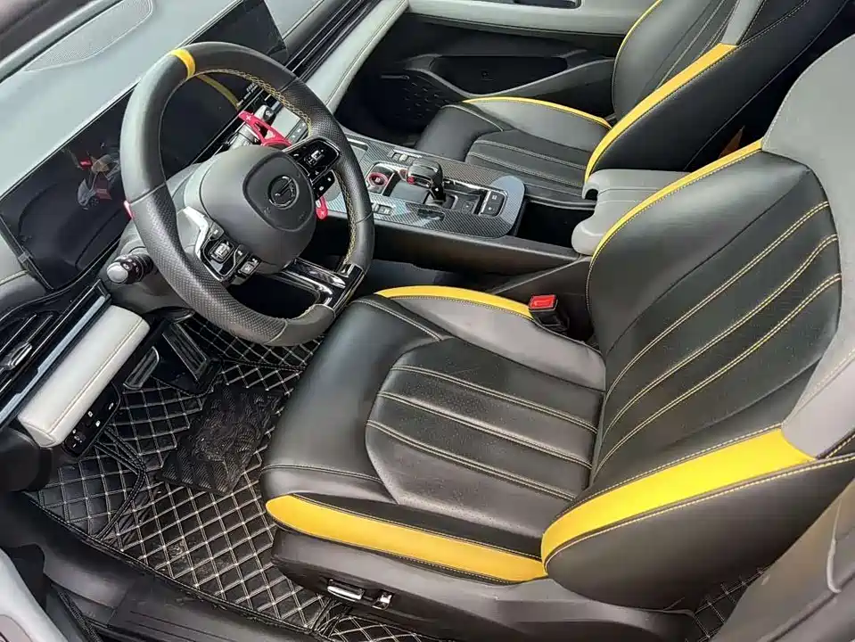 Trumpchi Shadow Leopard