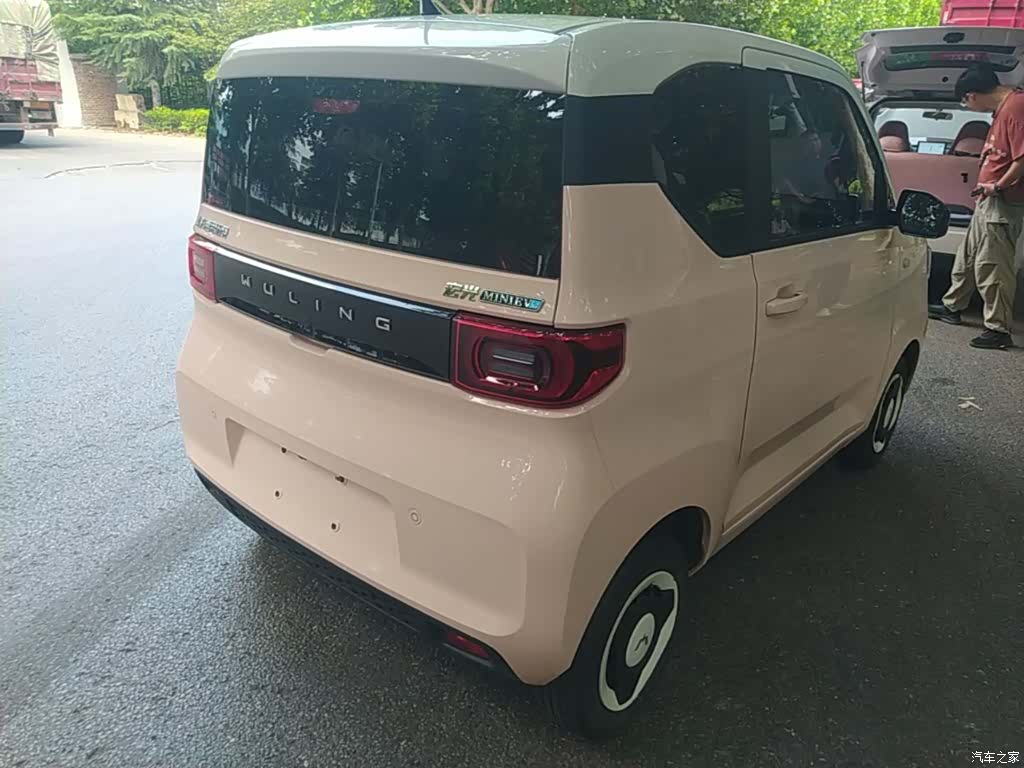 Wuling MINIEV, 2021 7
