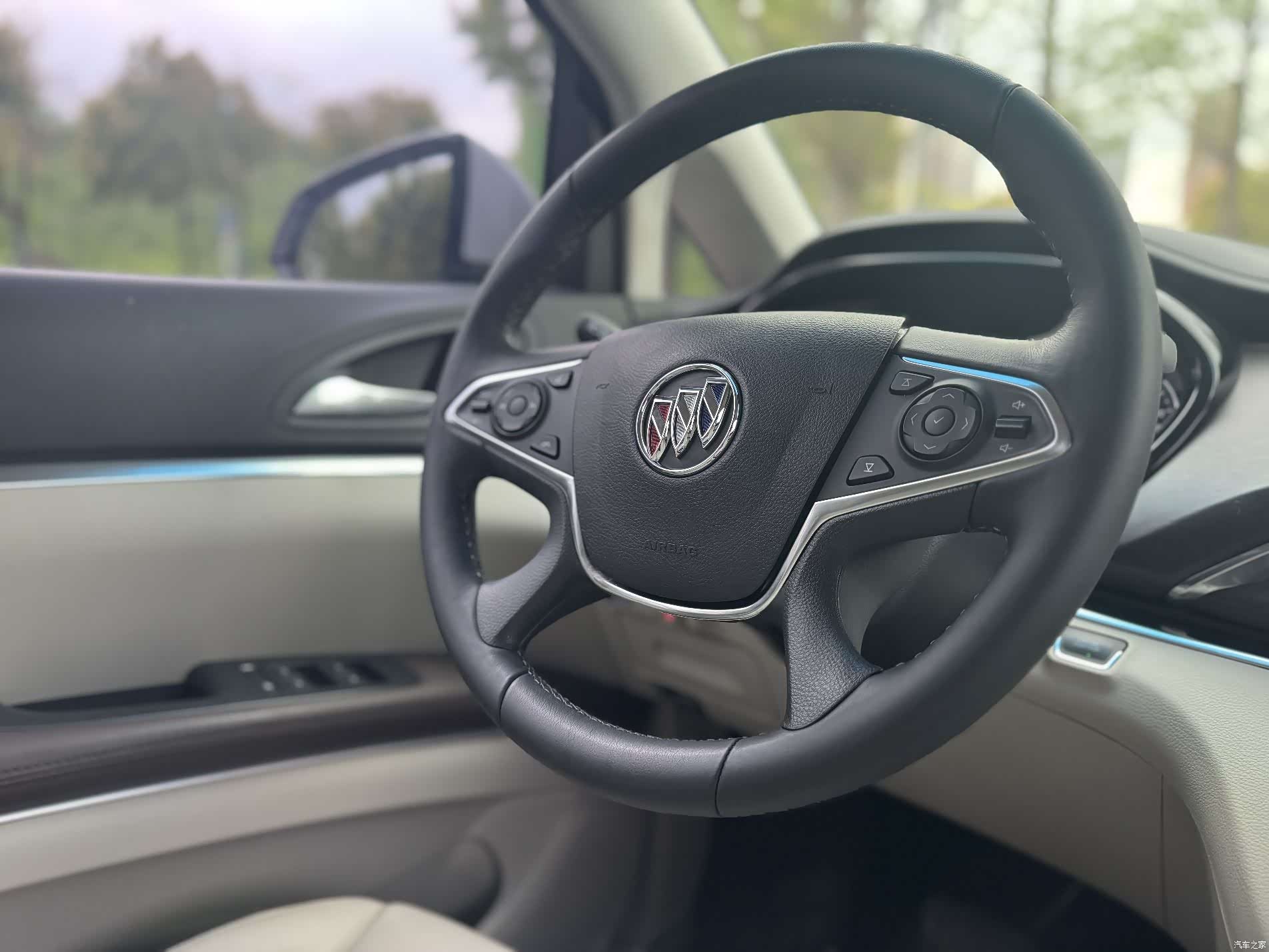 Buick GL8, 2022 8