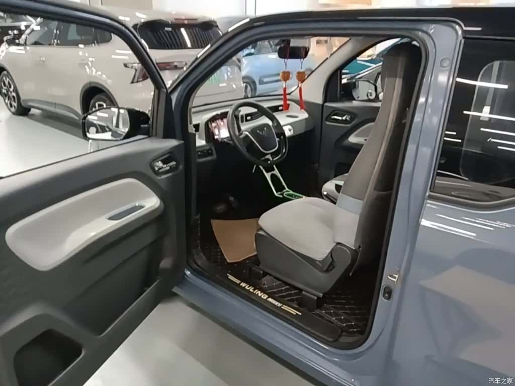 Wuling MINIEV, 2022 16