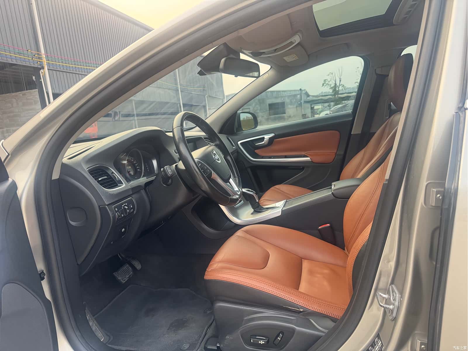Volvo S60, 2015 18