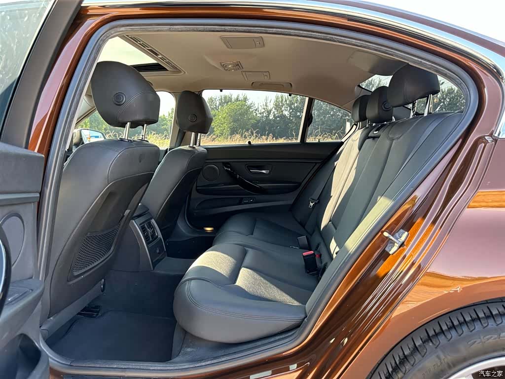 BMW 3 Series, 2016 9