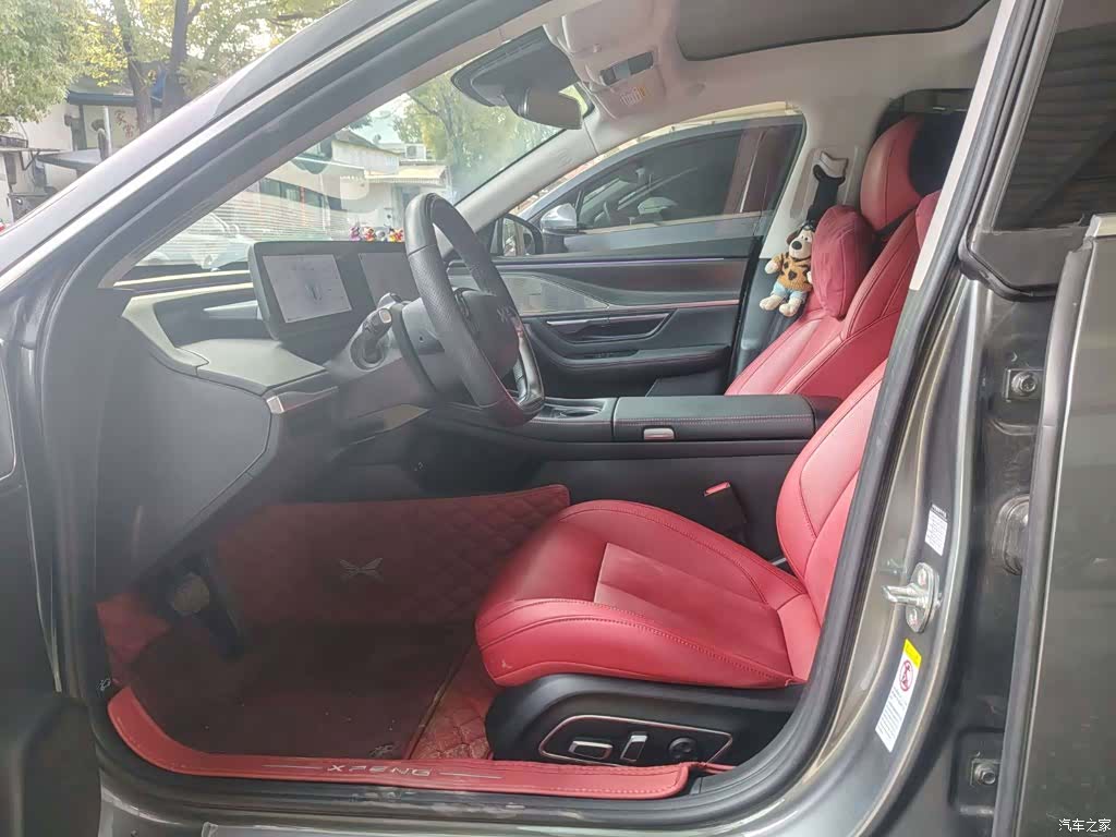 Xpeng P7, 2023 4