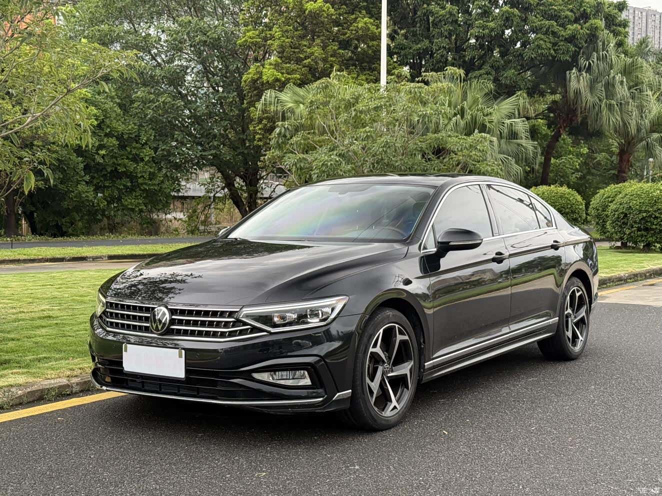 Volkswagen Magotan, 2023 1