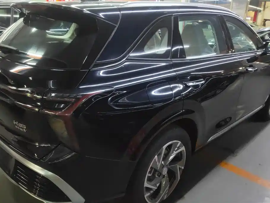 Hongqi HS3 PHEV