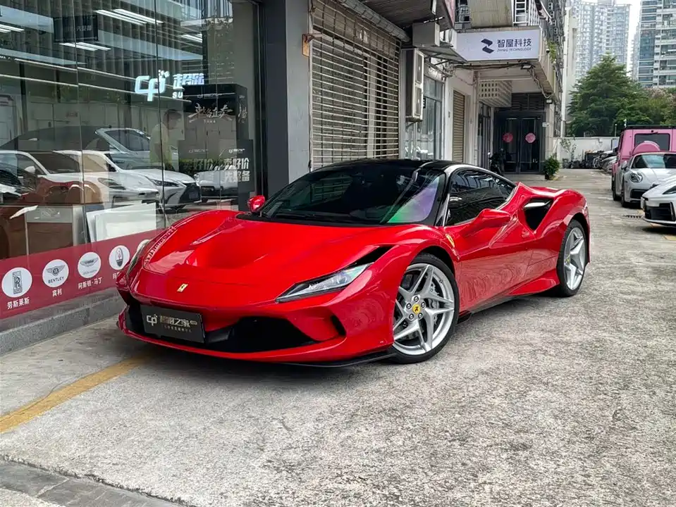 Ferrari F8