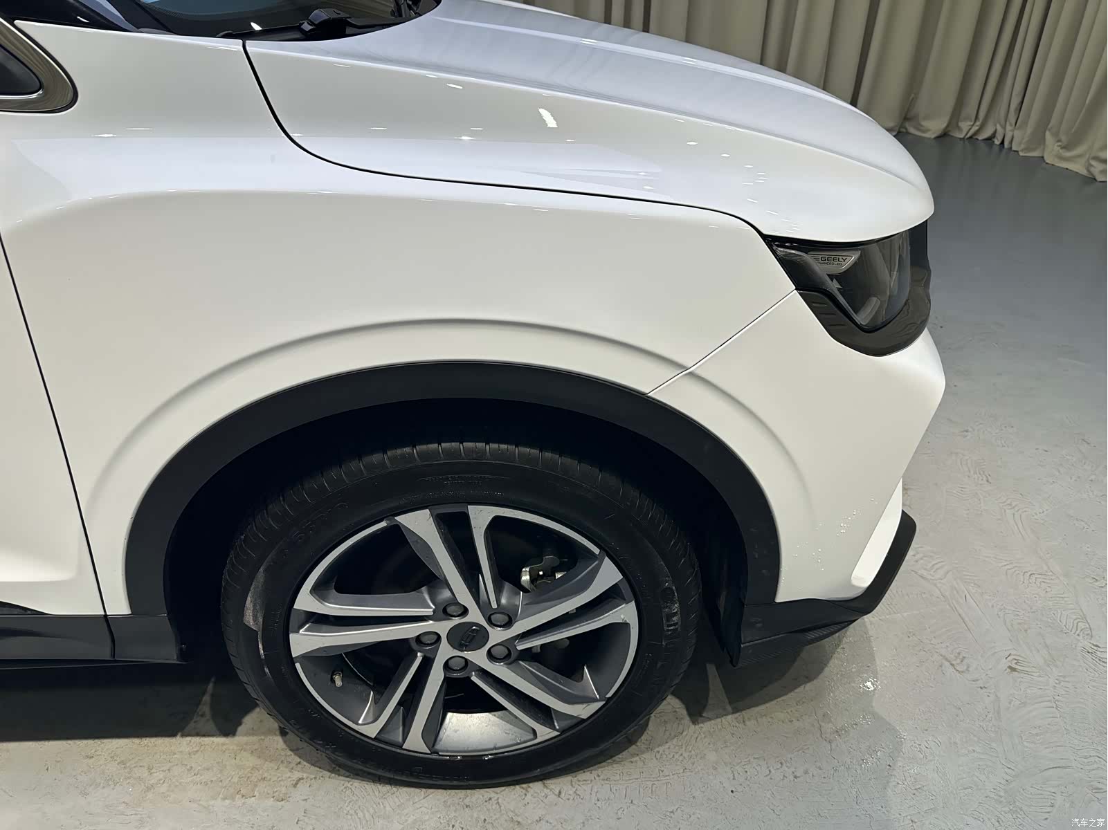 Geely Coolray, 2022 19