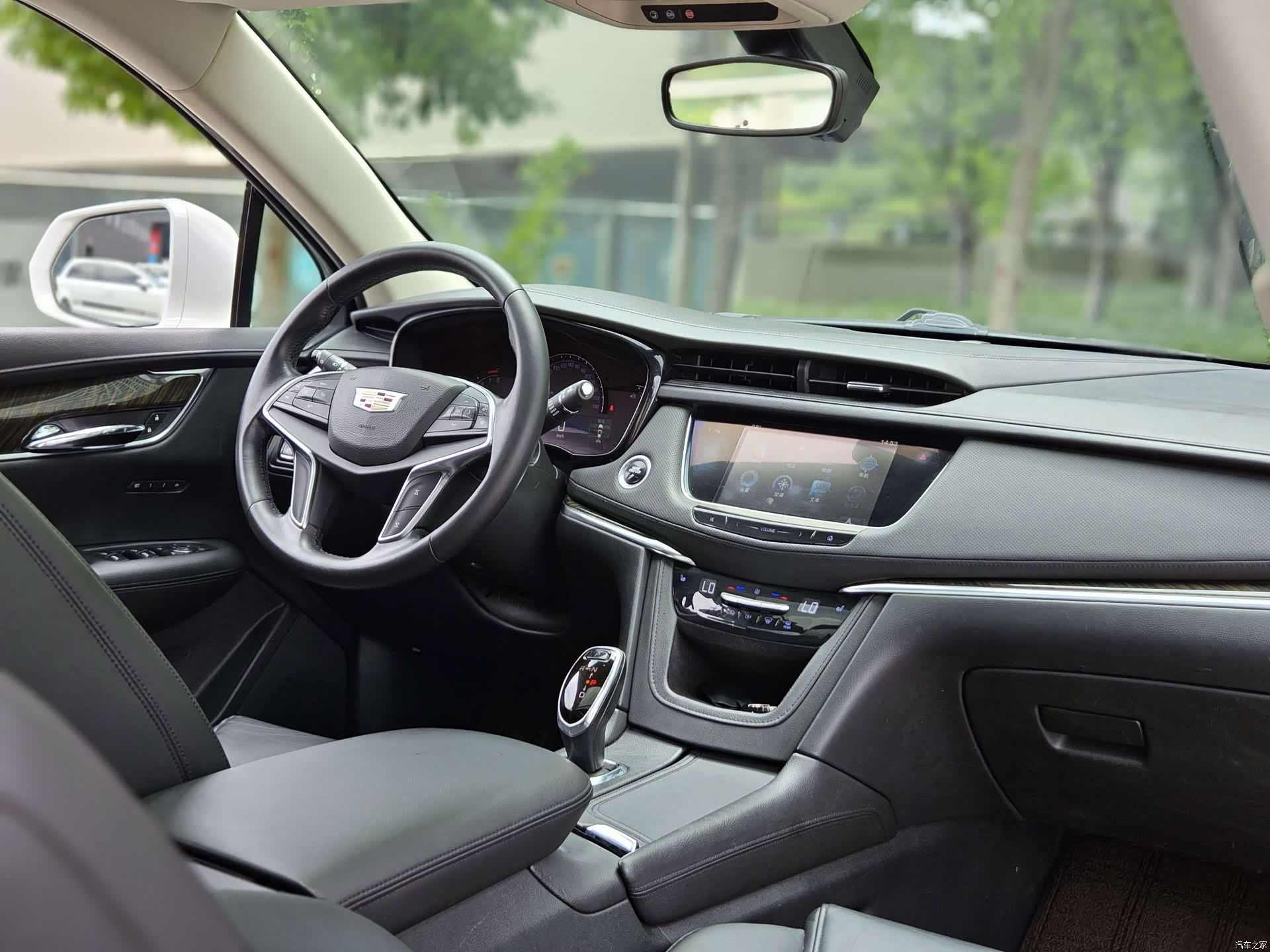 Cadillac XT5, 2016 12