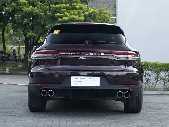 Porsche Macan
