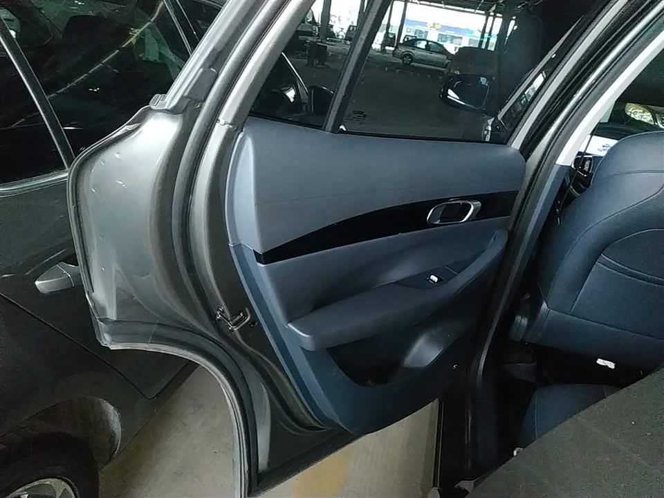 Geely Galaxy Galaxy E5