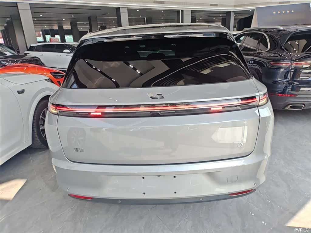 Li Auto L7, 2023 6