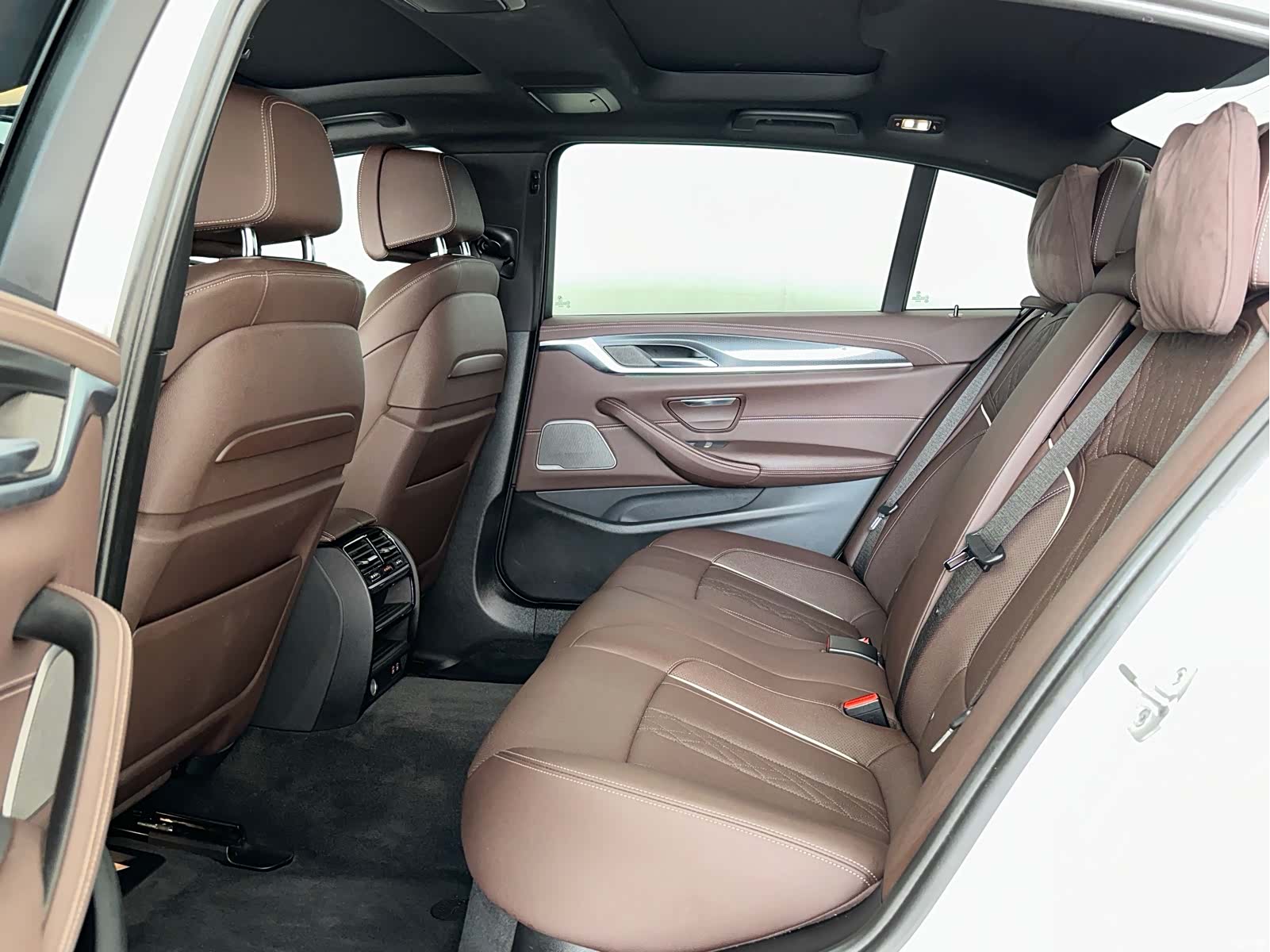 BMW 5 Series, 2022 9