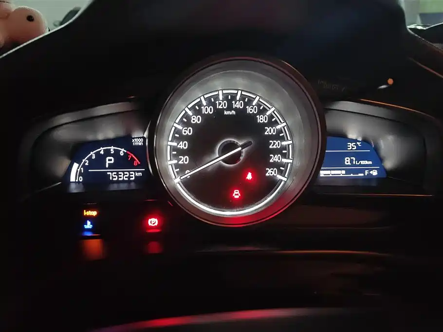 Mazda 3 Angkesaila