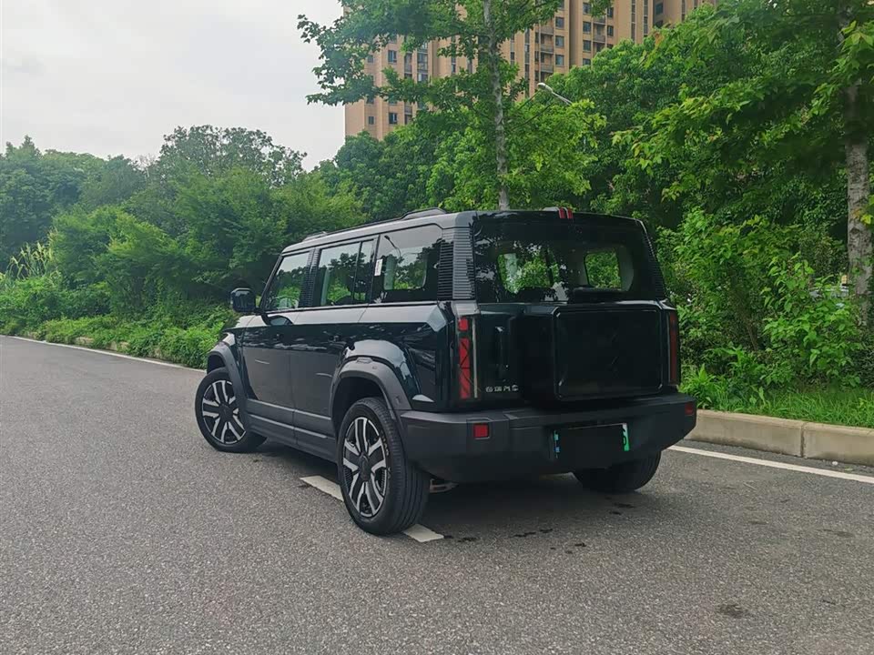 iCar 03