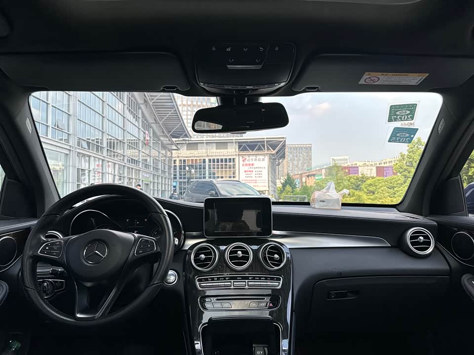 Mercedes-Benz GLC Mercedes-Benz GLC