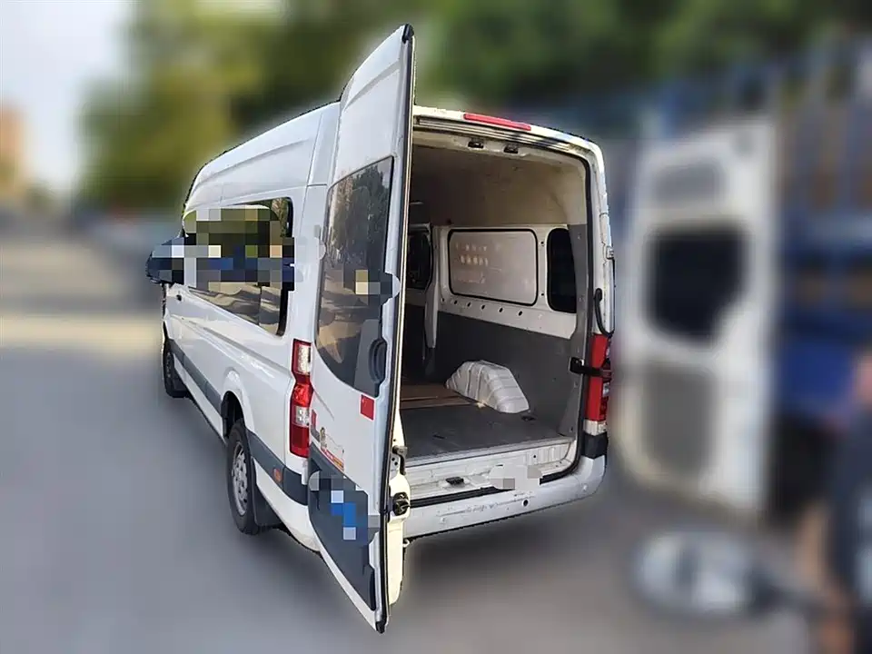 Foton Tuano Foton Tuano
