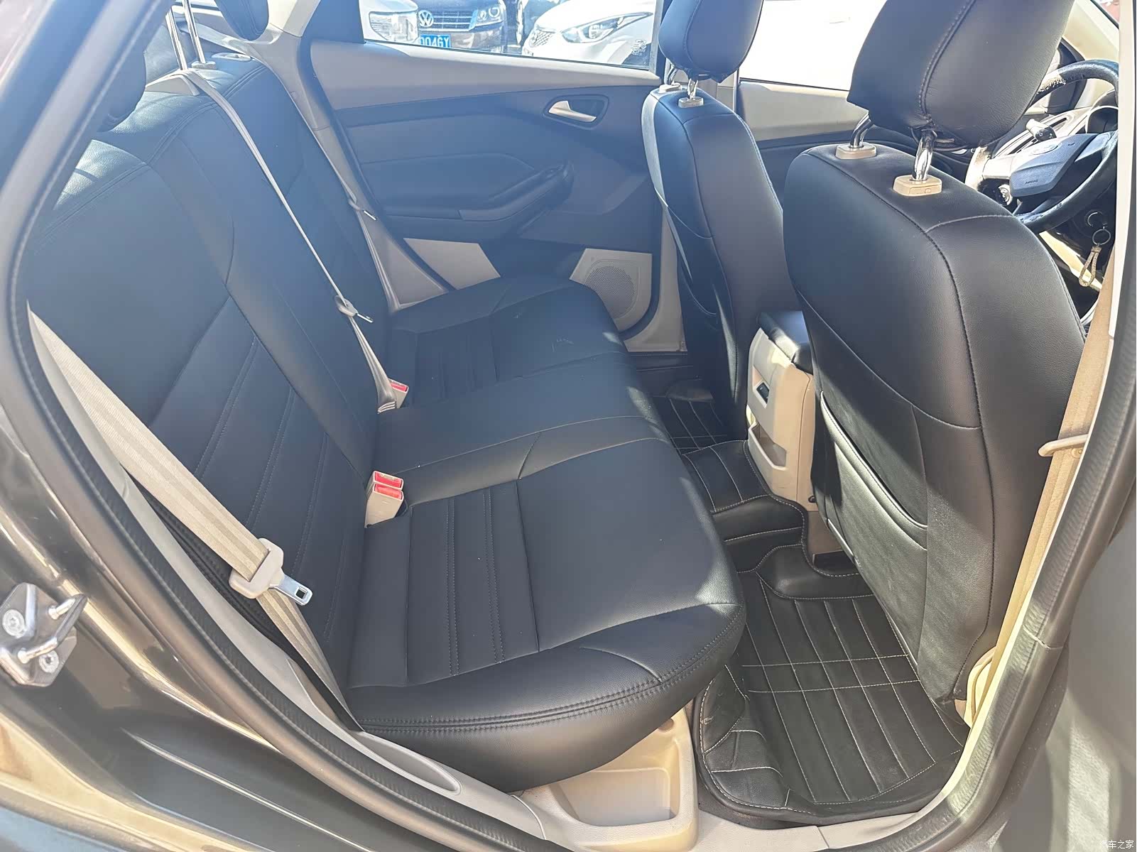 Ford Focus, 2016 8