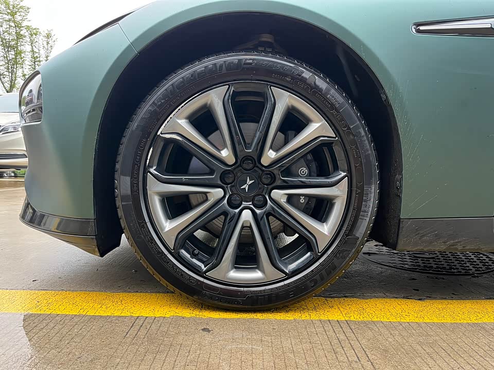 XPENG P7 XPENG P7