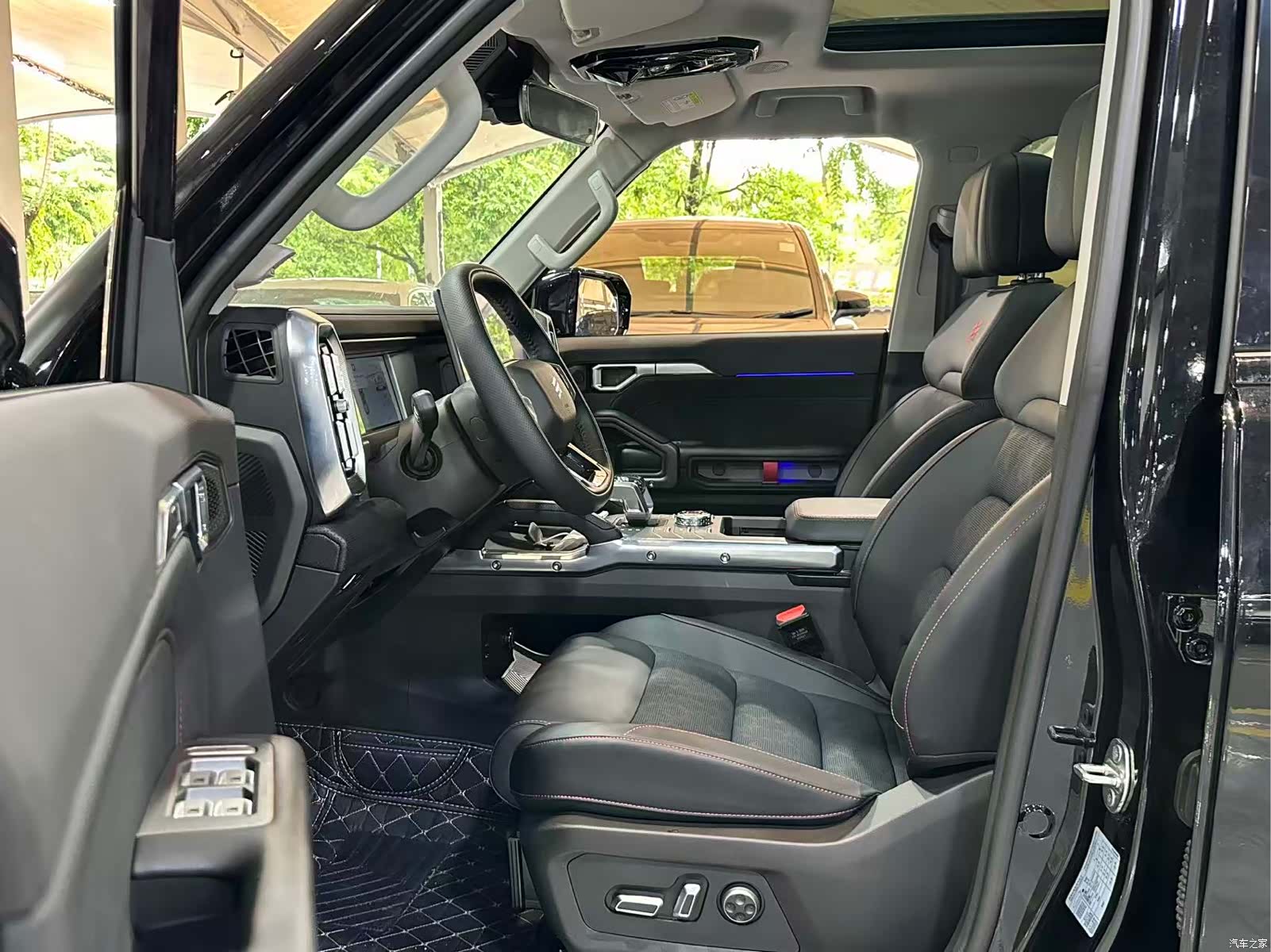 Jetour Traveller, 2026 10
