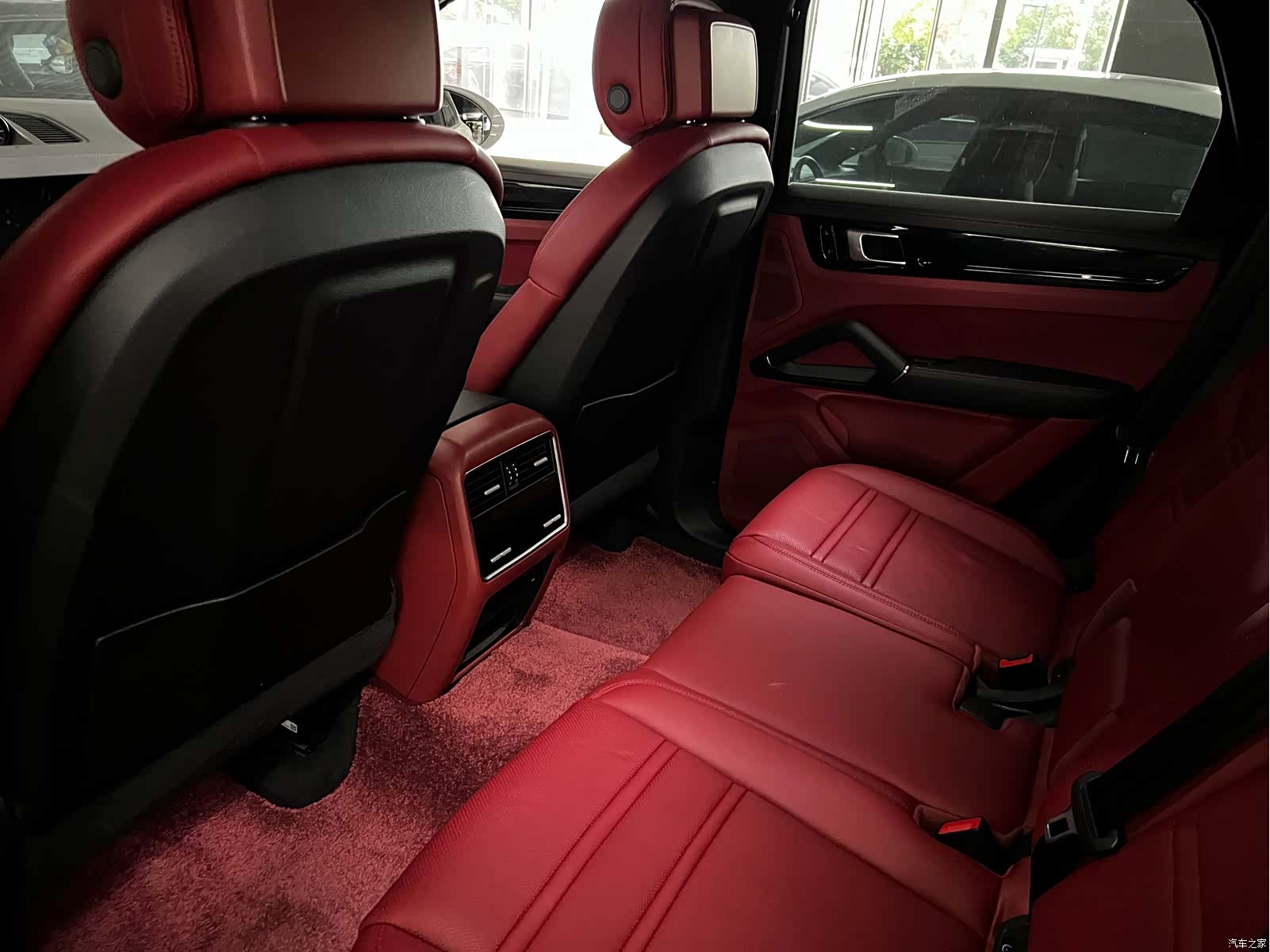 Porsche Cayenne, 2018 16