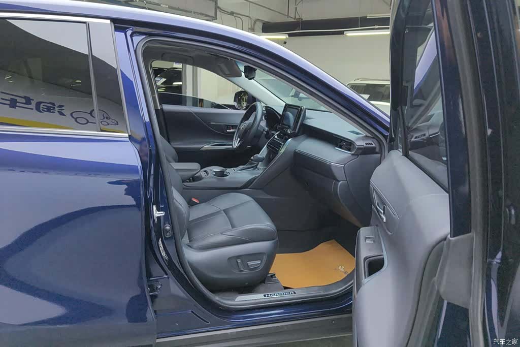 Toyota Harrier, 2022 8