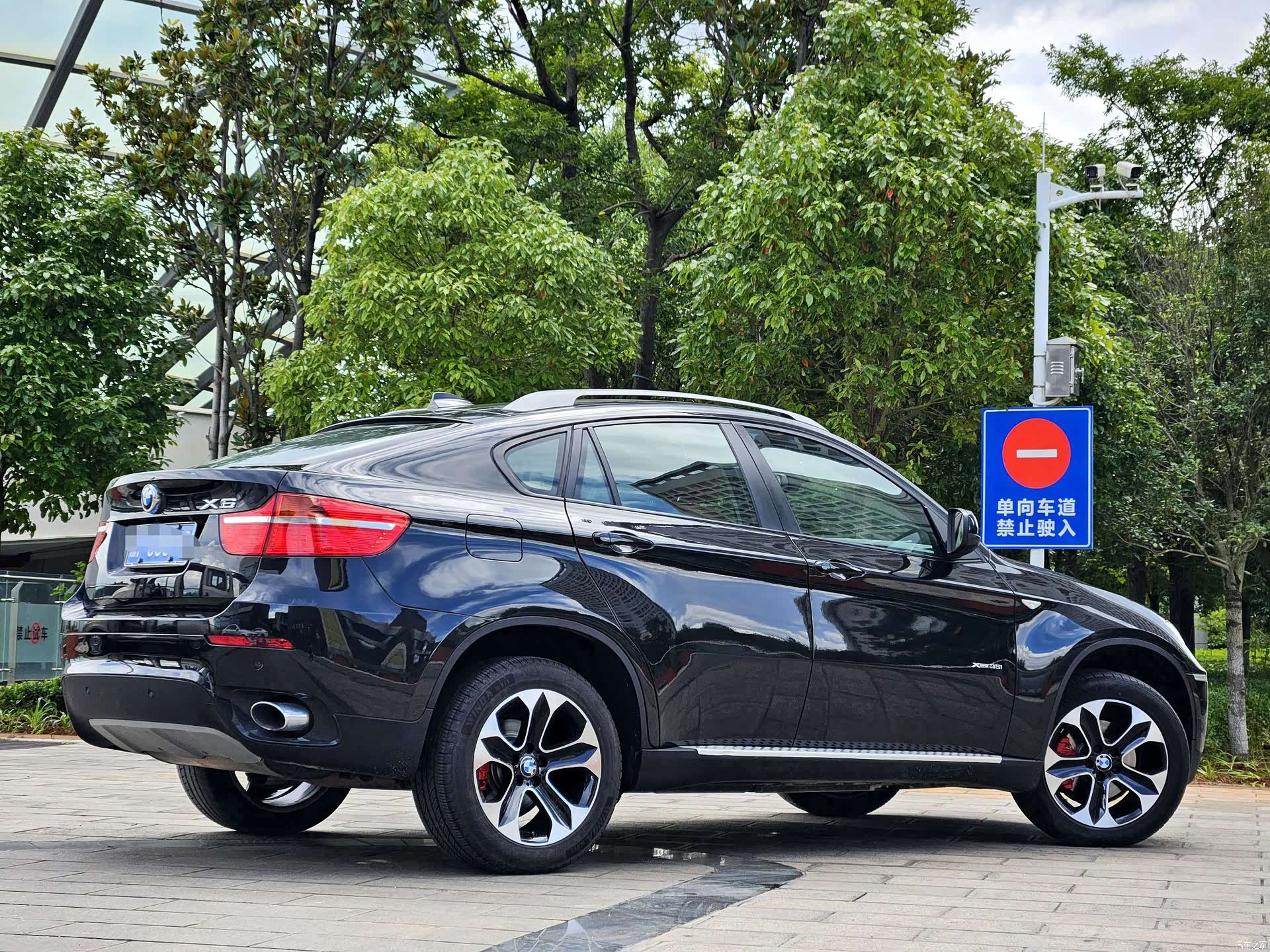 BMW X6, 2011 10