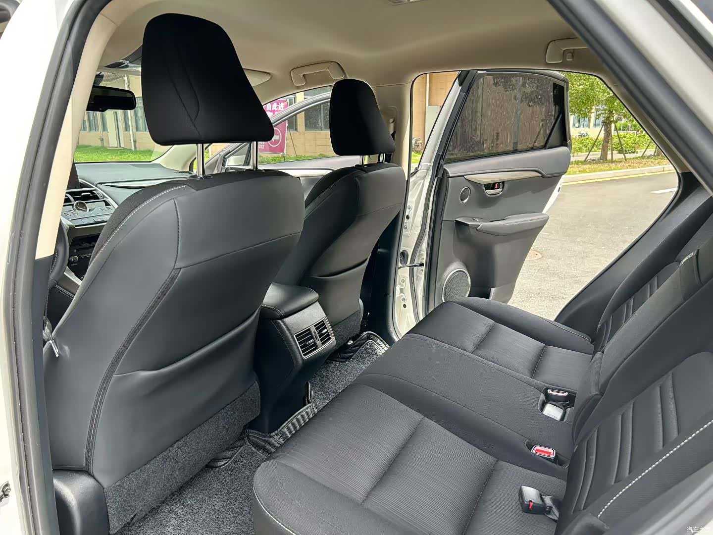 Lexus NX, 2019 8
