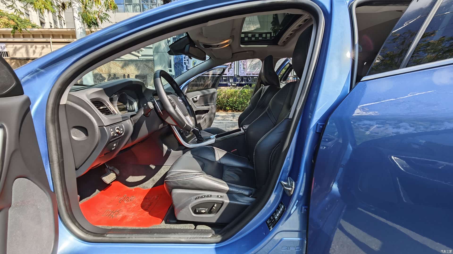 Volvo V60, 2014 11