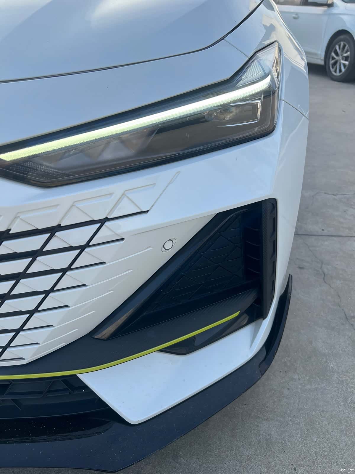 Changan UNI-V, 2023 4