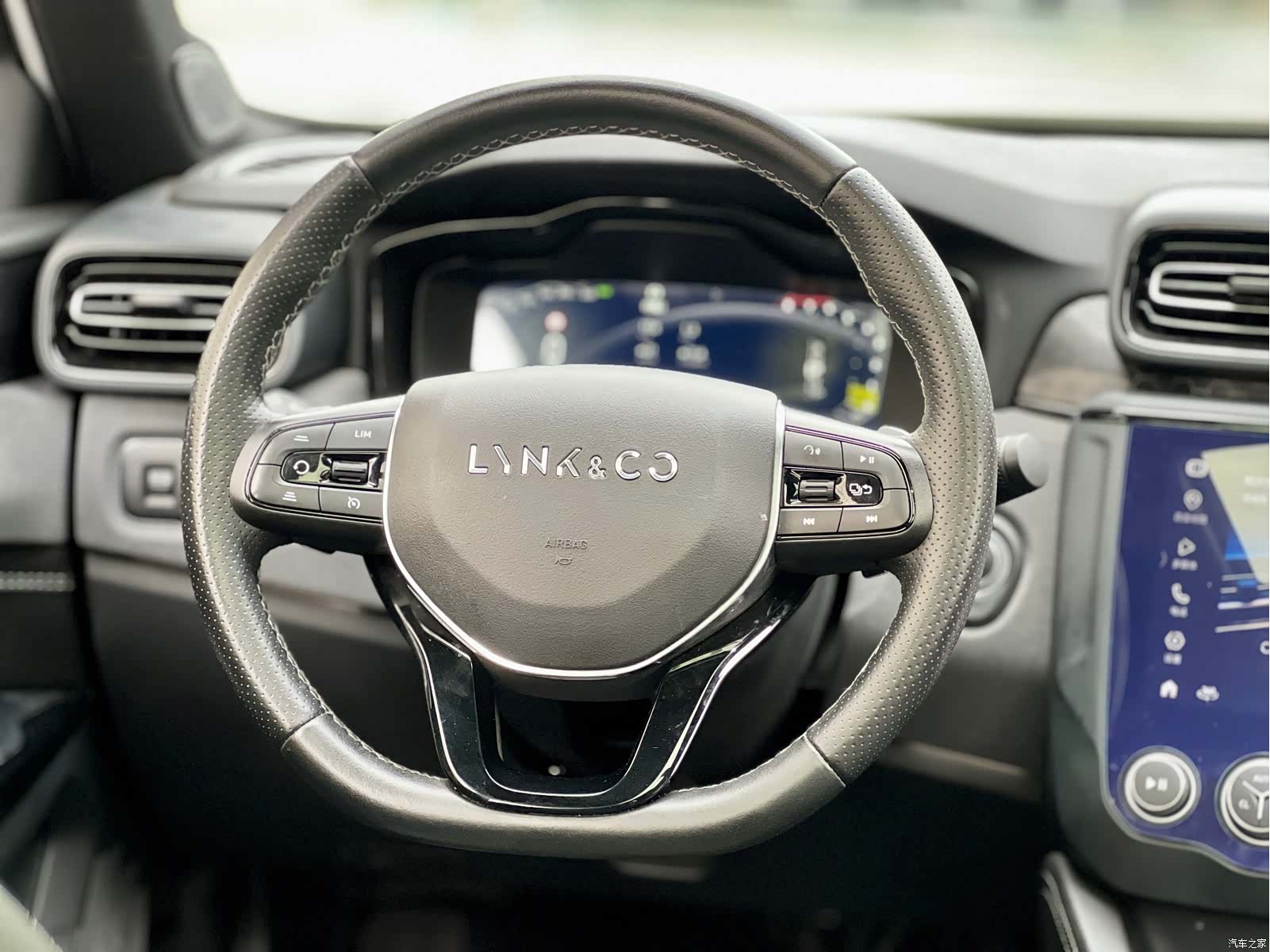 Lynk & Co 02, 2021 12