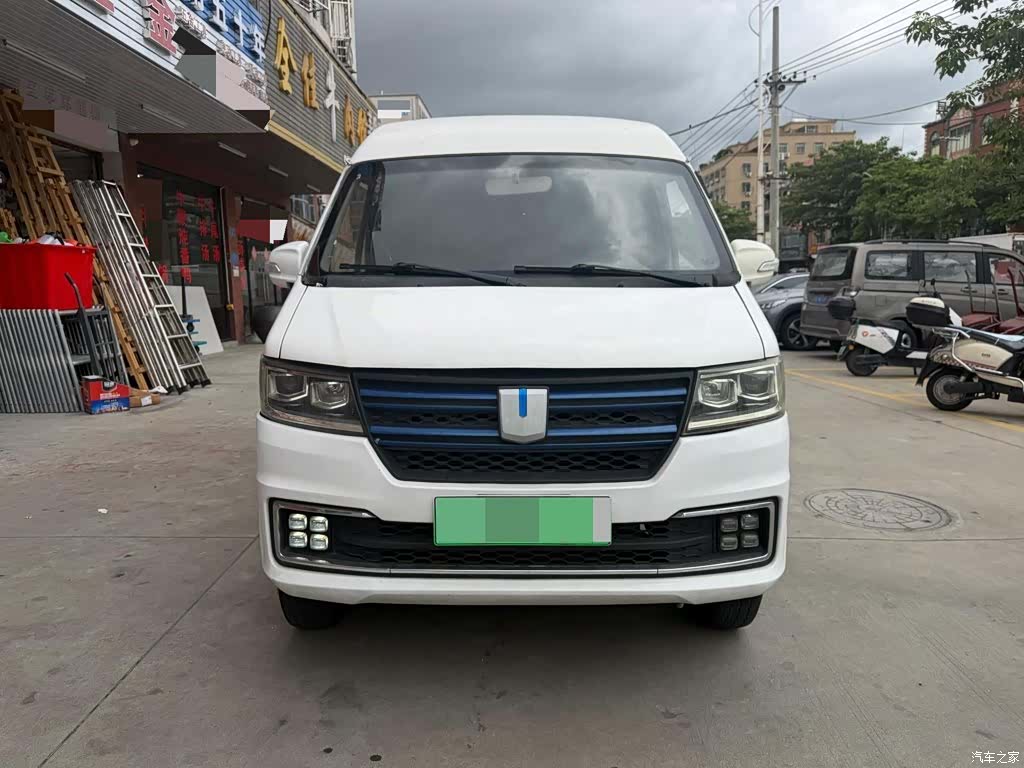Geely E5, 2022 2