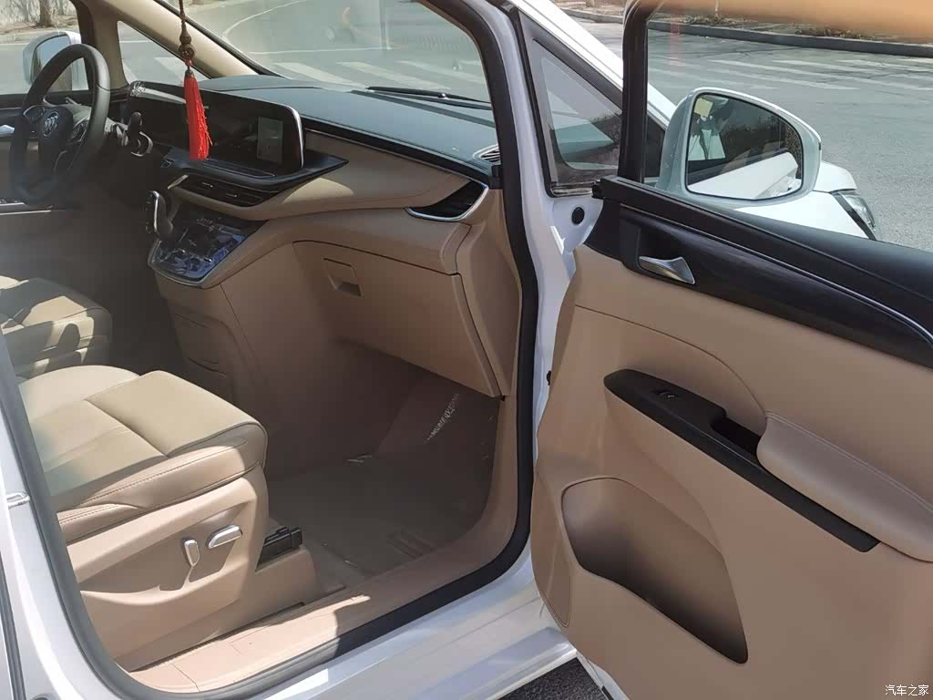 Buick GL8, 2021 14