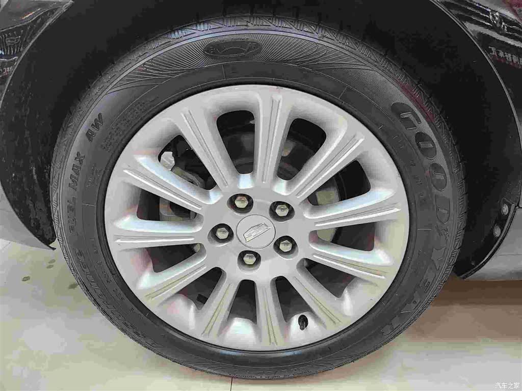 Cadillac XTS, 2016 18
