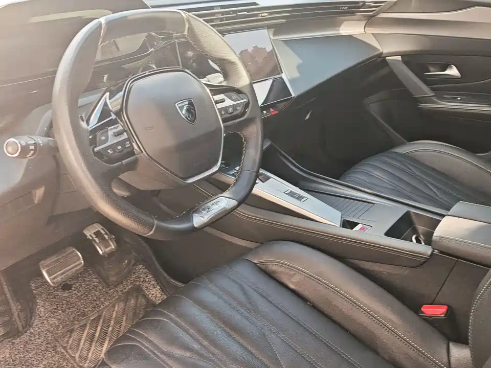 Peugeot 408X