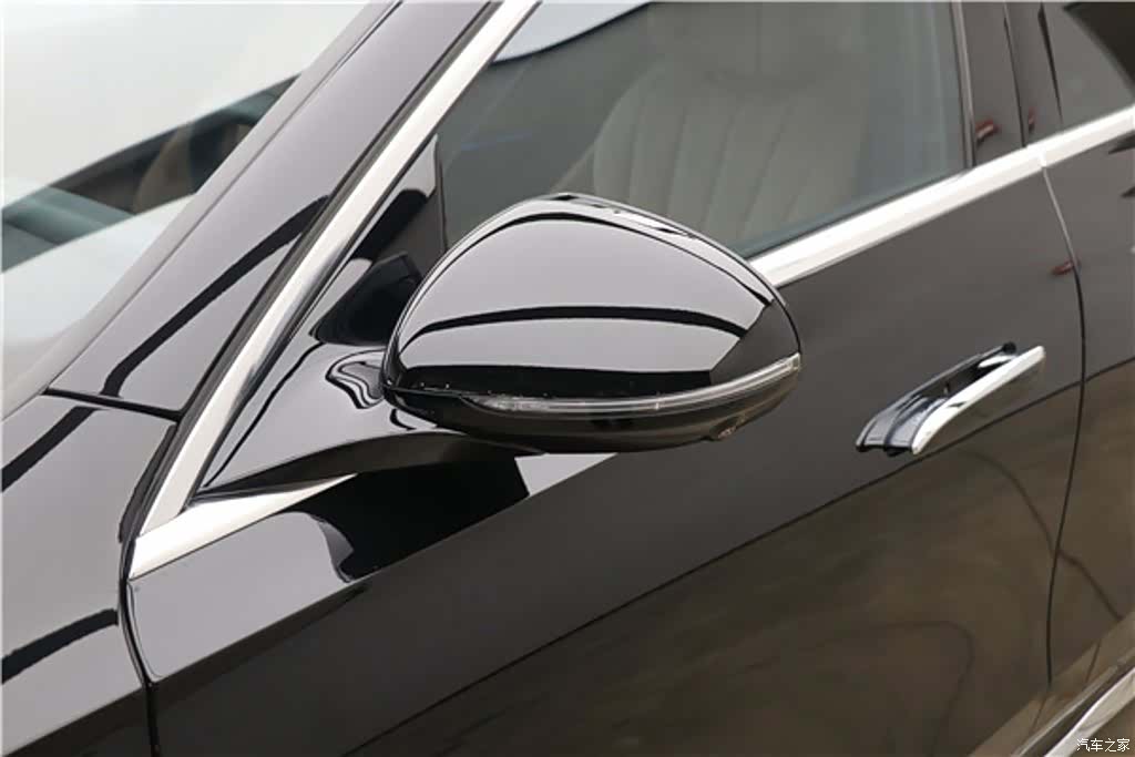 Mercedes-Benz E-Class, 2026 13