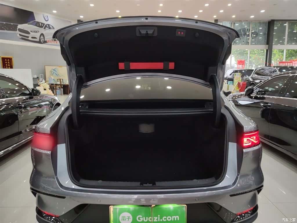 BYD Han, 2025 19