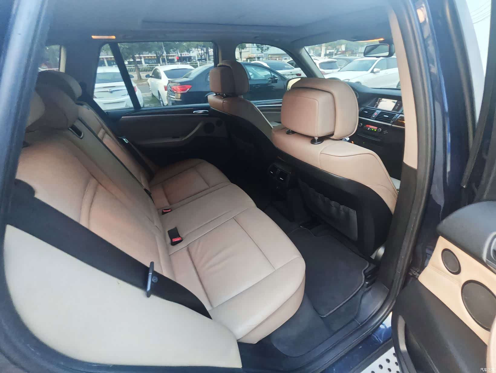 BMW X5, 2010 12