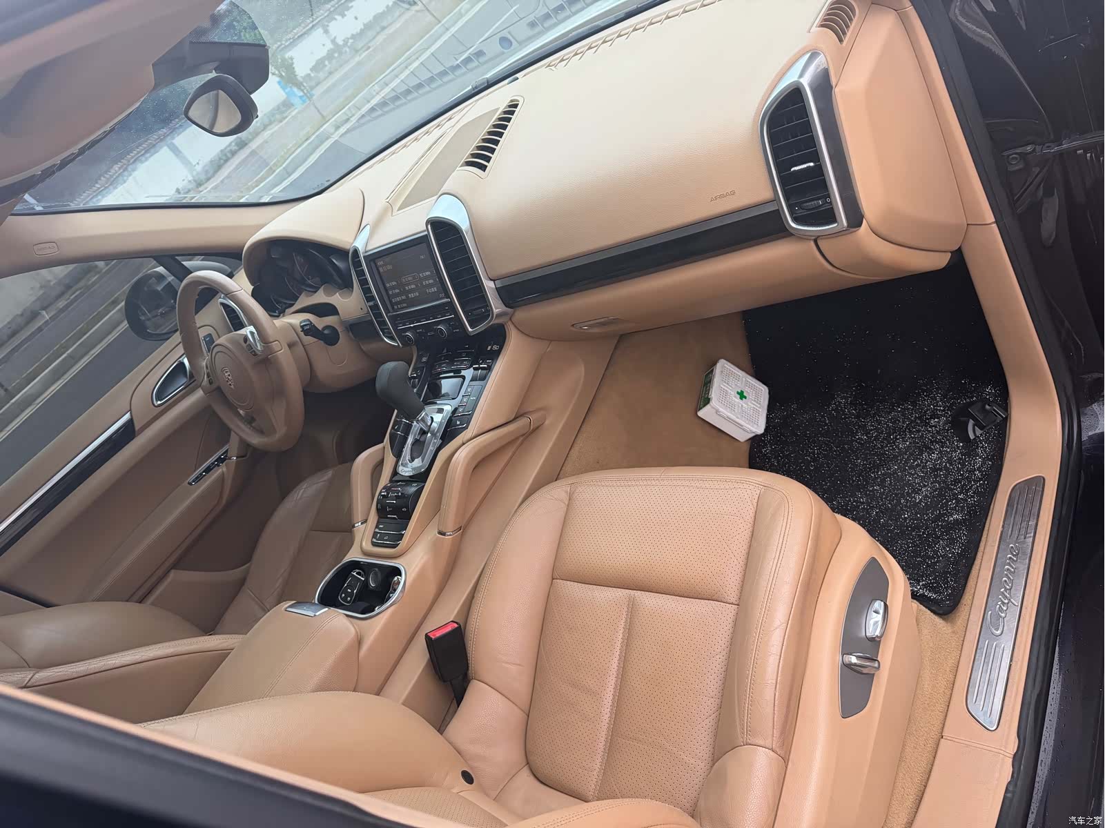 Porsche Cayenne, 2011 4